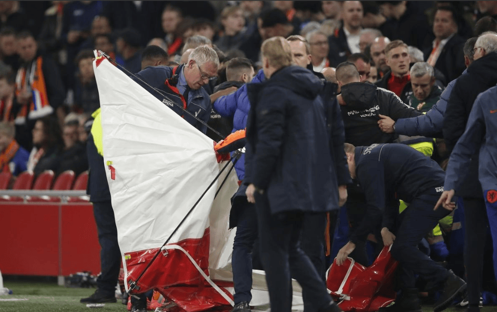 波黑国际队与芬兰队展开对抗，争夺胜利的简单介绍