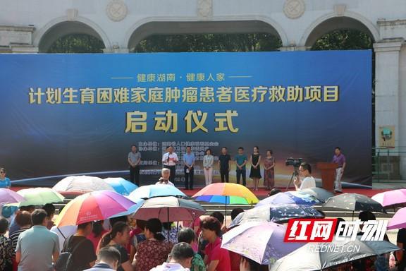 包含成都兴城重拾信心，豪取胜利震撼全场，继续努力向前的词条