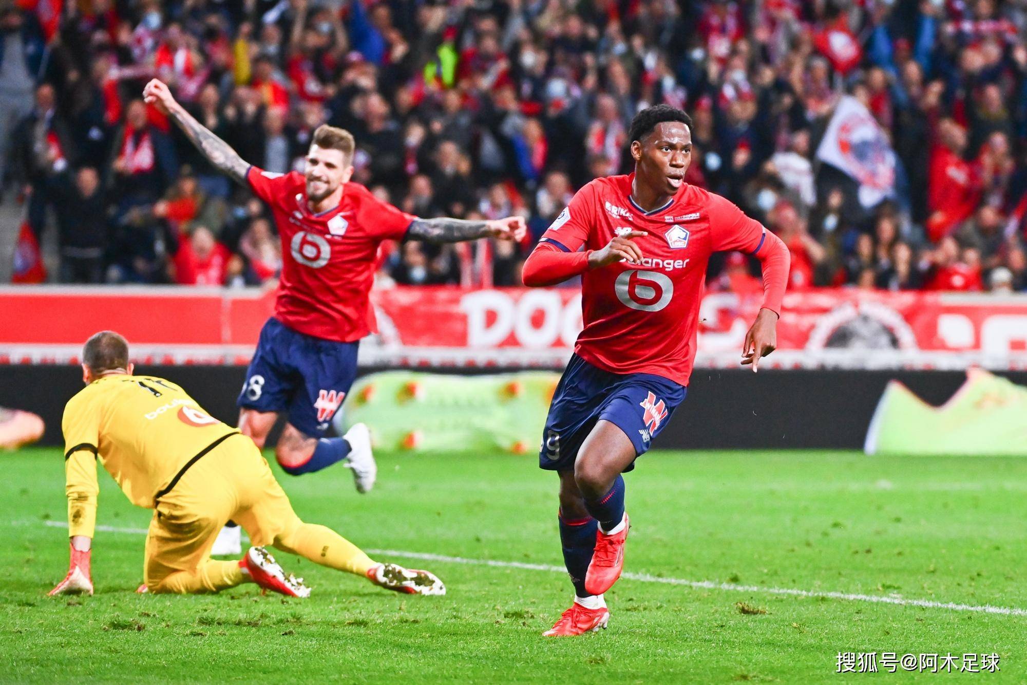 包含雷恩足球队备战下一场比赛，力争三分的词条