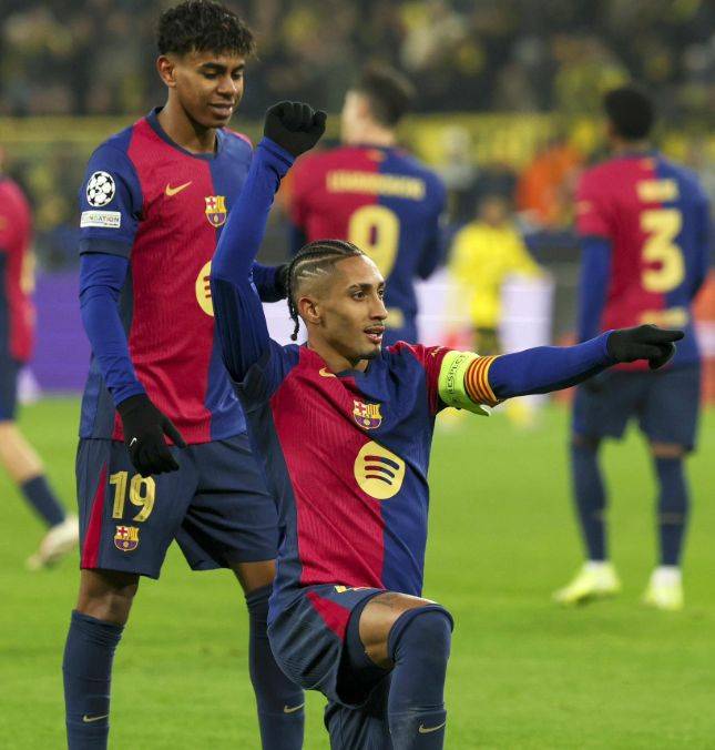 开云体育入口-球员展现爆发力，带领球队冲向冠军的简单介绍