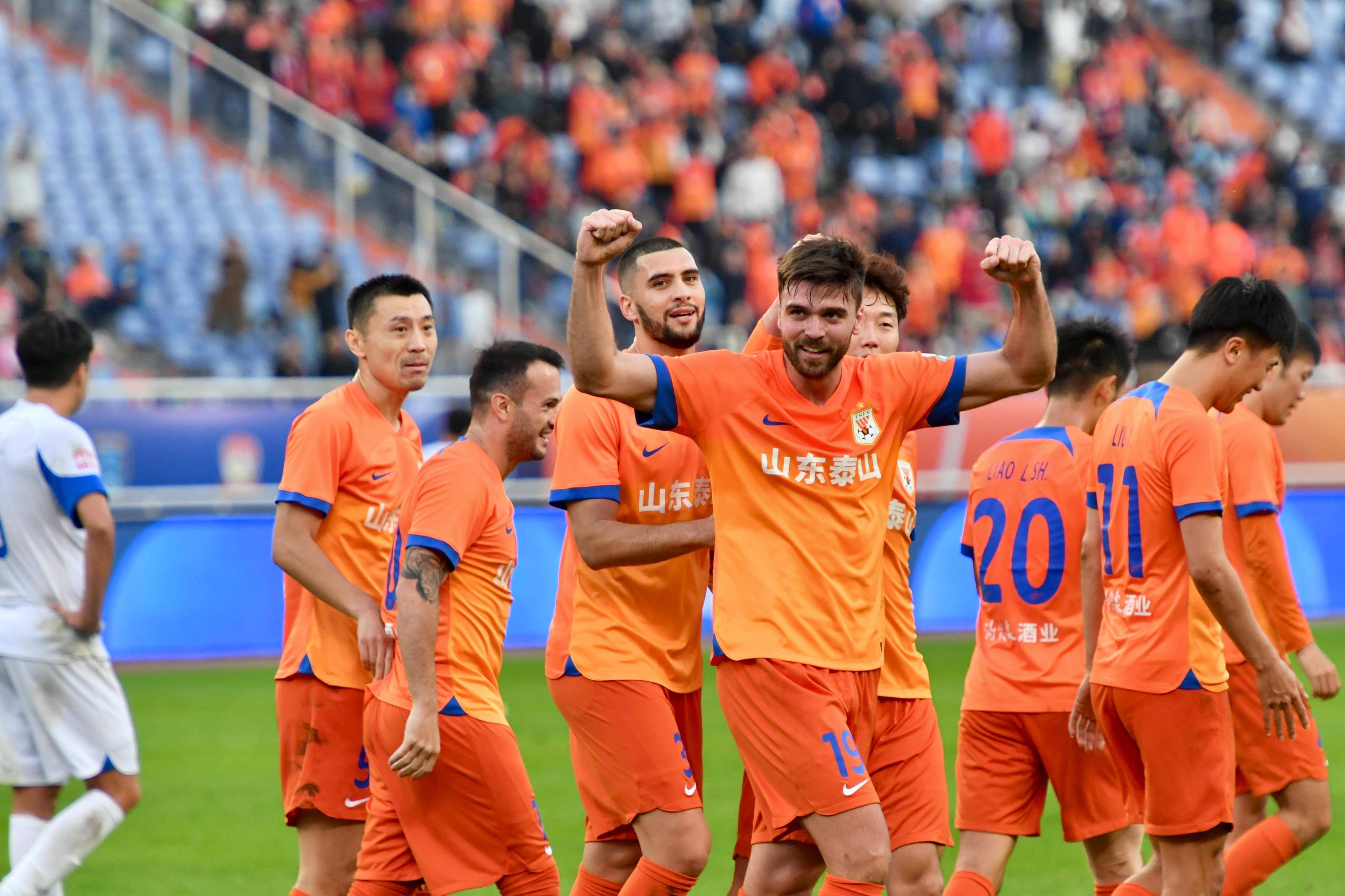 开云平台-包含临近季末席卷全场，球队势不可挡的词条