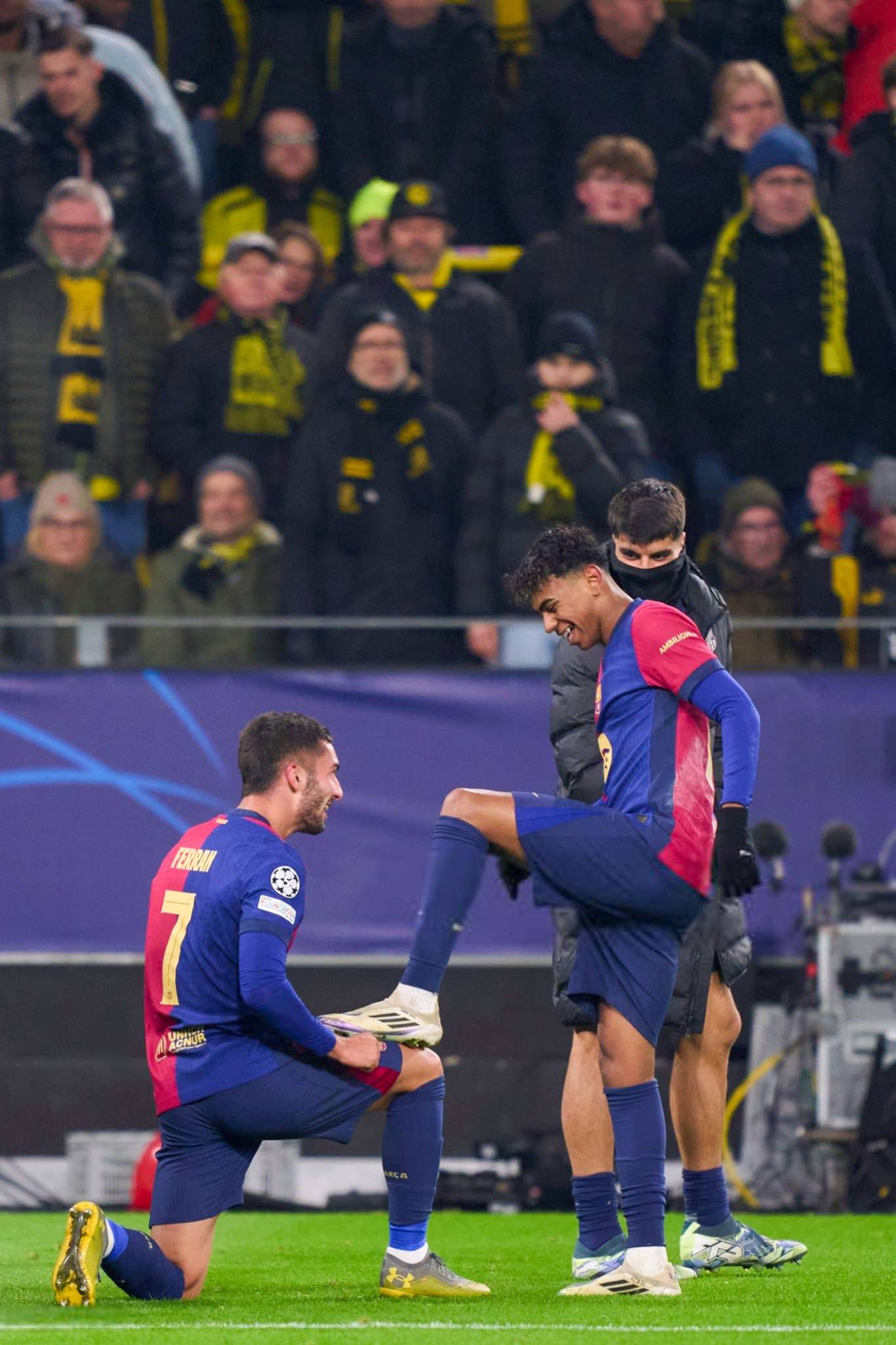 开云体育在线-关于切尔西客场逆转，梅开二度拿下关键胜利的信息