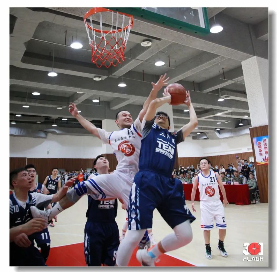 欢呼声此起彼伏,比赛场面扣人心弦触动灵魂的简单介绍 欢呼声此起彼伏,比赛场面扣人心弦触动灵魂的简单介绍