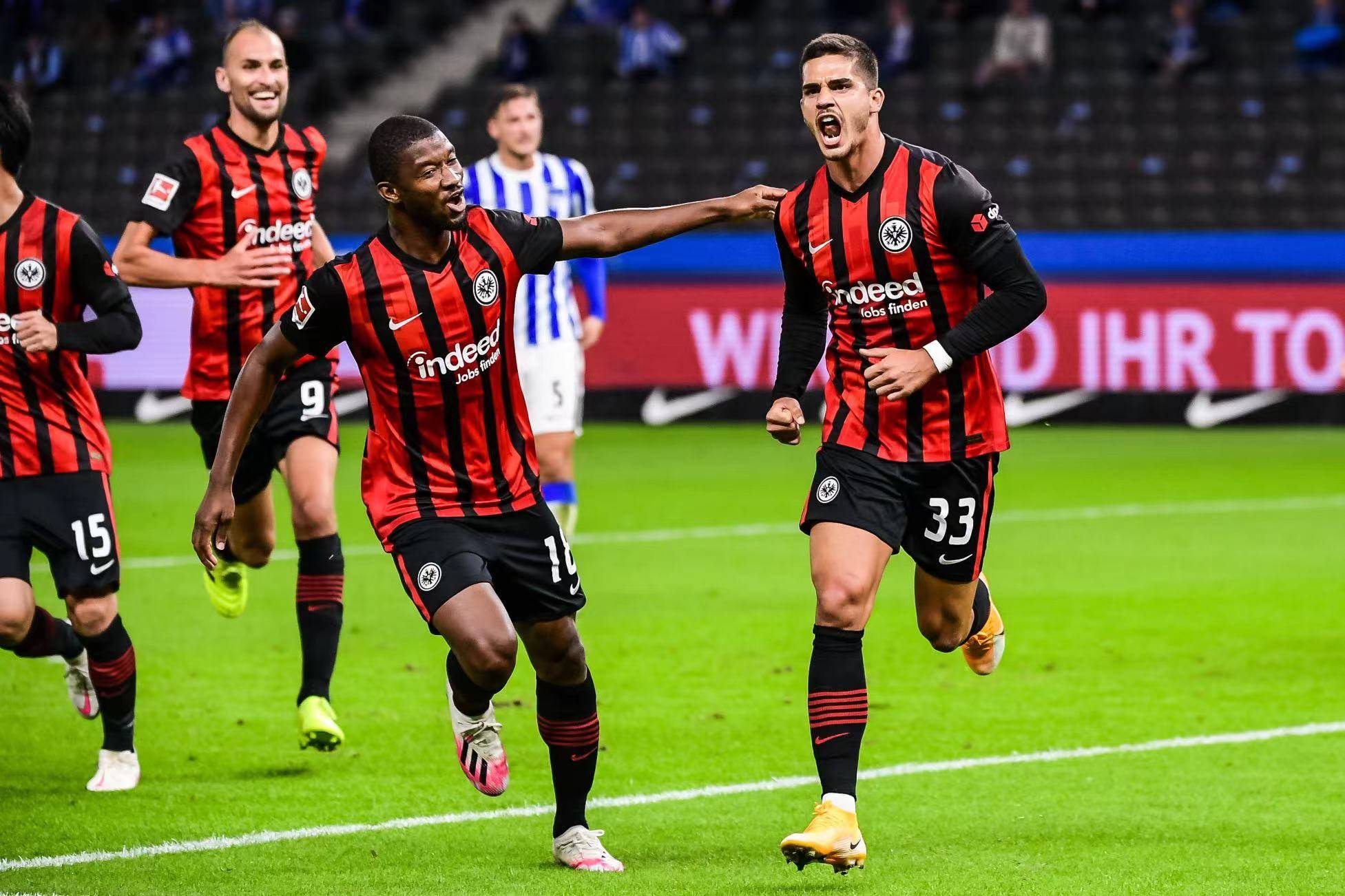 开云体育在线-多特蒙德迎来连胜，球队士气高涨