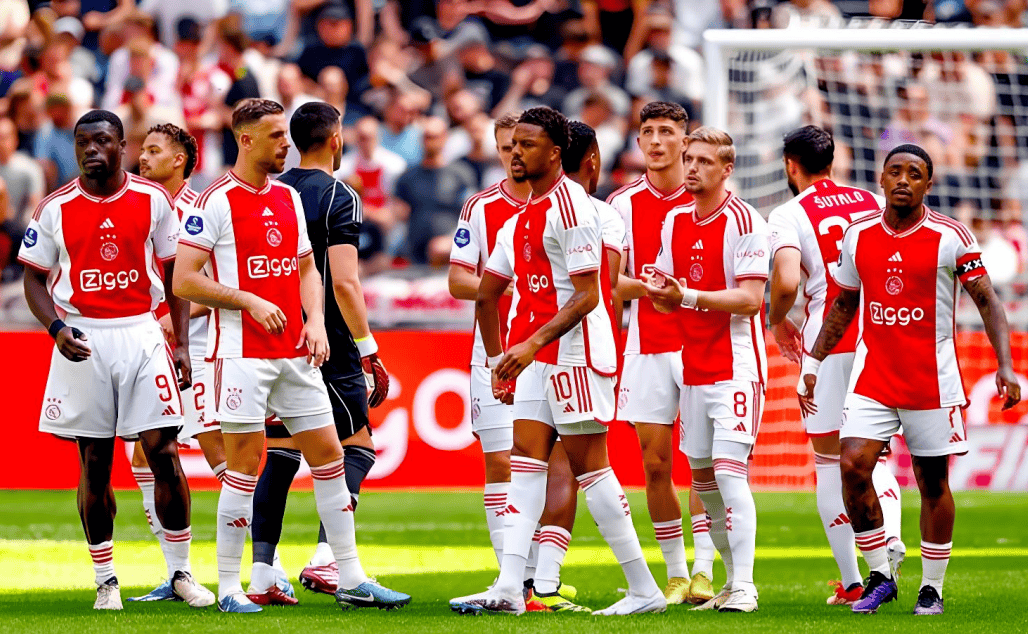 开云APP-关于阿贾克斯客胜，继续领跑荷甲，狂砍４球制胜的信息