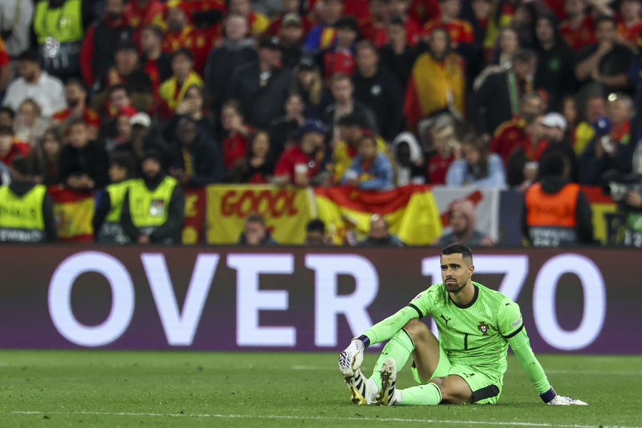 葡萄牙队在欧国联赛中取得胜利