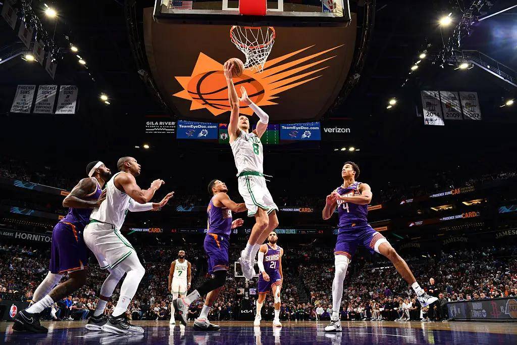 开云体育官方网站-篮网主教练智擒对手，大胜猛龙晋级半决赛