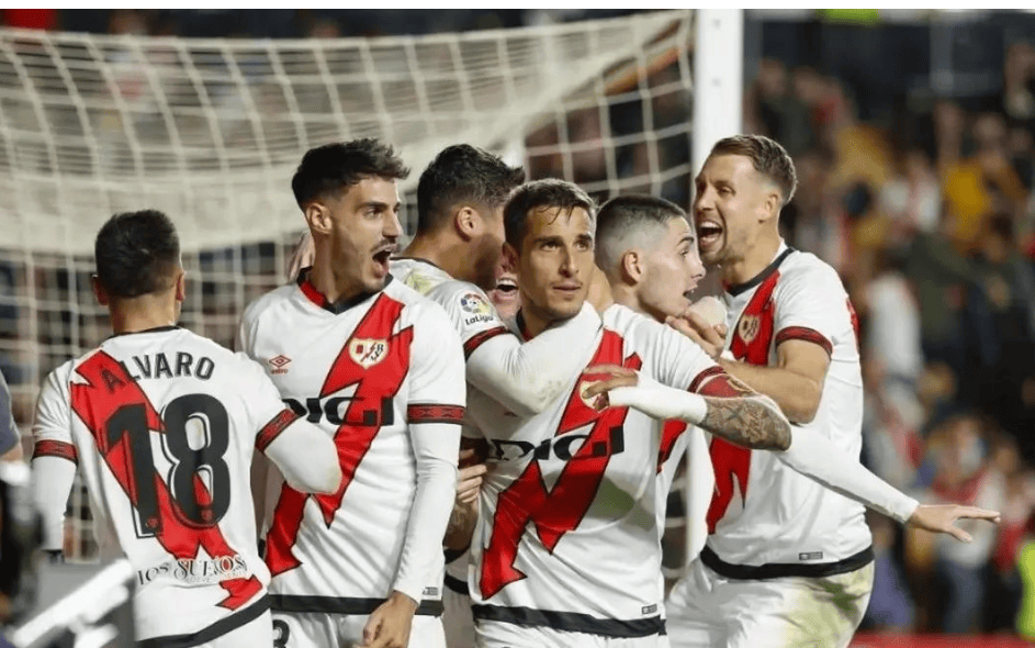 关于关键时刻，巴列卡诺守卫主场成功的信息