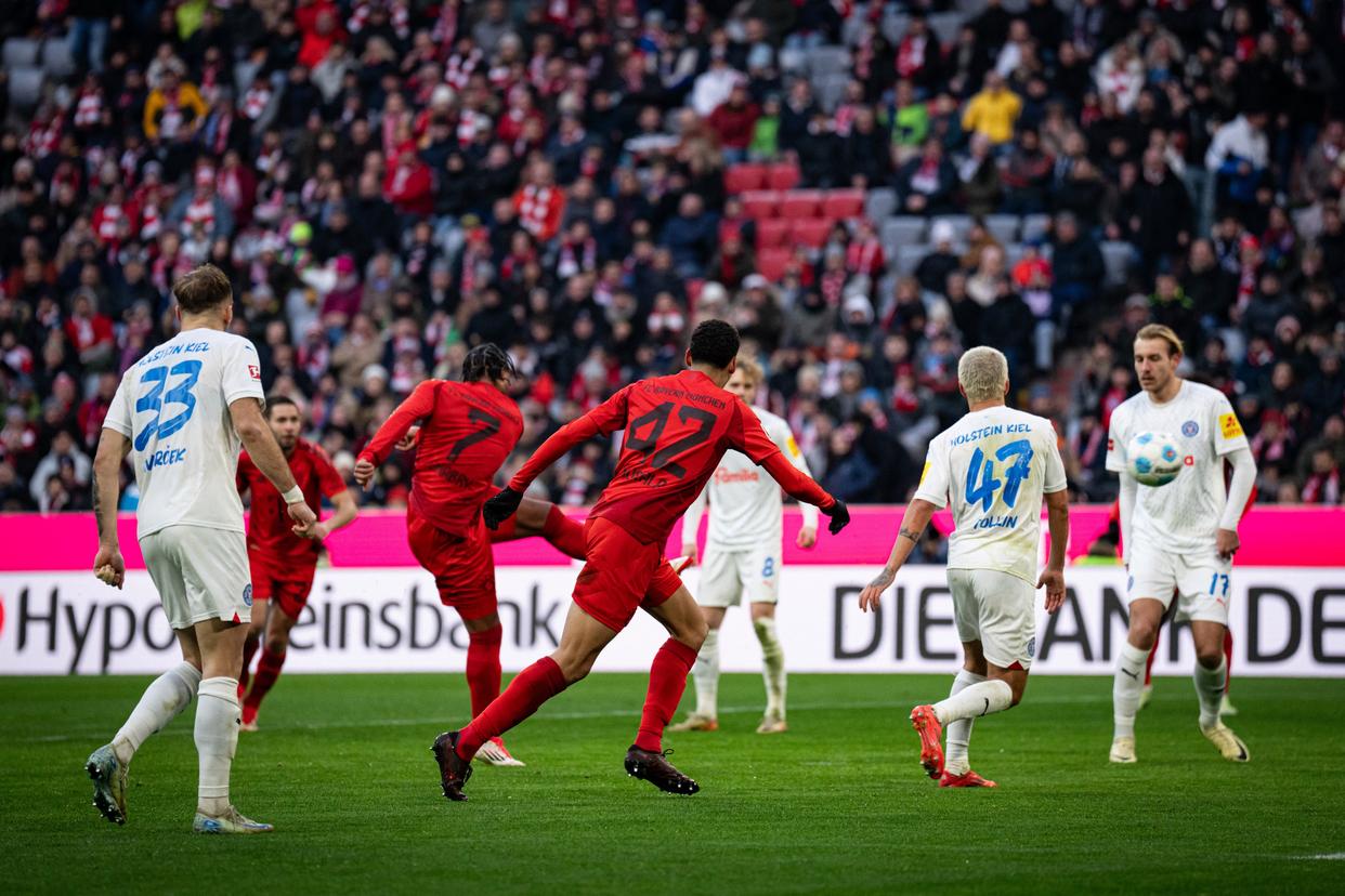 开云体育APP下载-包含法国队轻取拜仁，格列兹曼梅开二度意甲的词条