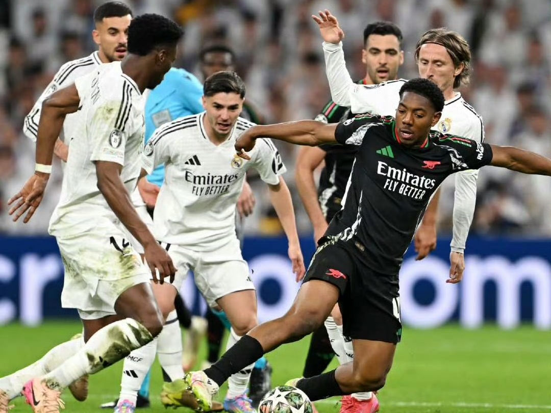开云体育官方网站-欧洲豪门球队陷入夺冠胶着战