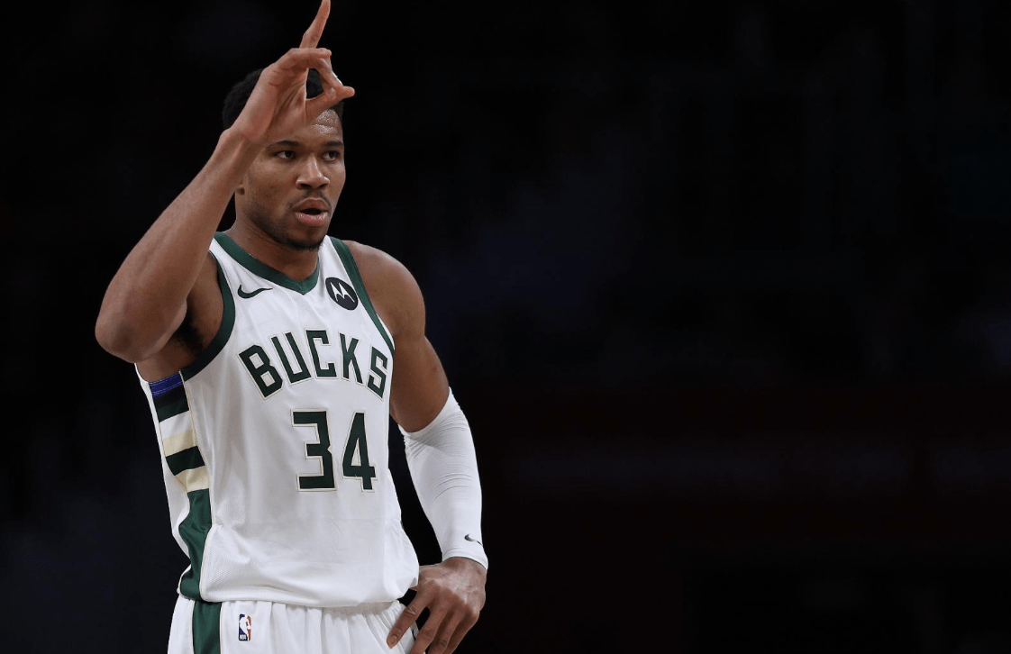 开云体育-太阳惨败雄鹿，康利贡献20+10的简单介绍