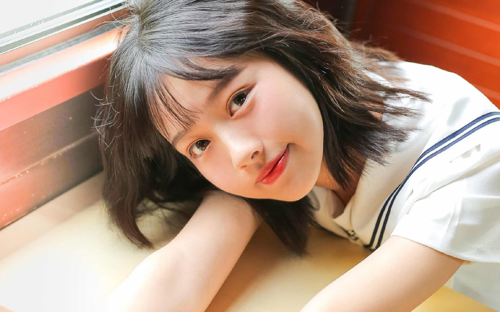 当阿拉巴在赛场咆哮，尤文图斯如何悄然渡过智利洪流？论关键时刻的团队韧性与个体英雄主义