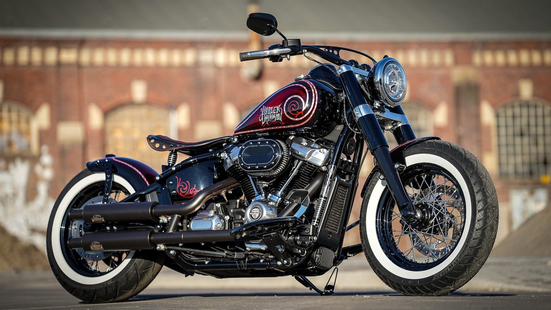 当凯恩身披蓝白,一场跨越大陆的足球行为艺术