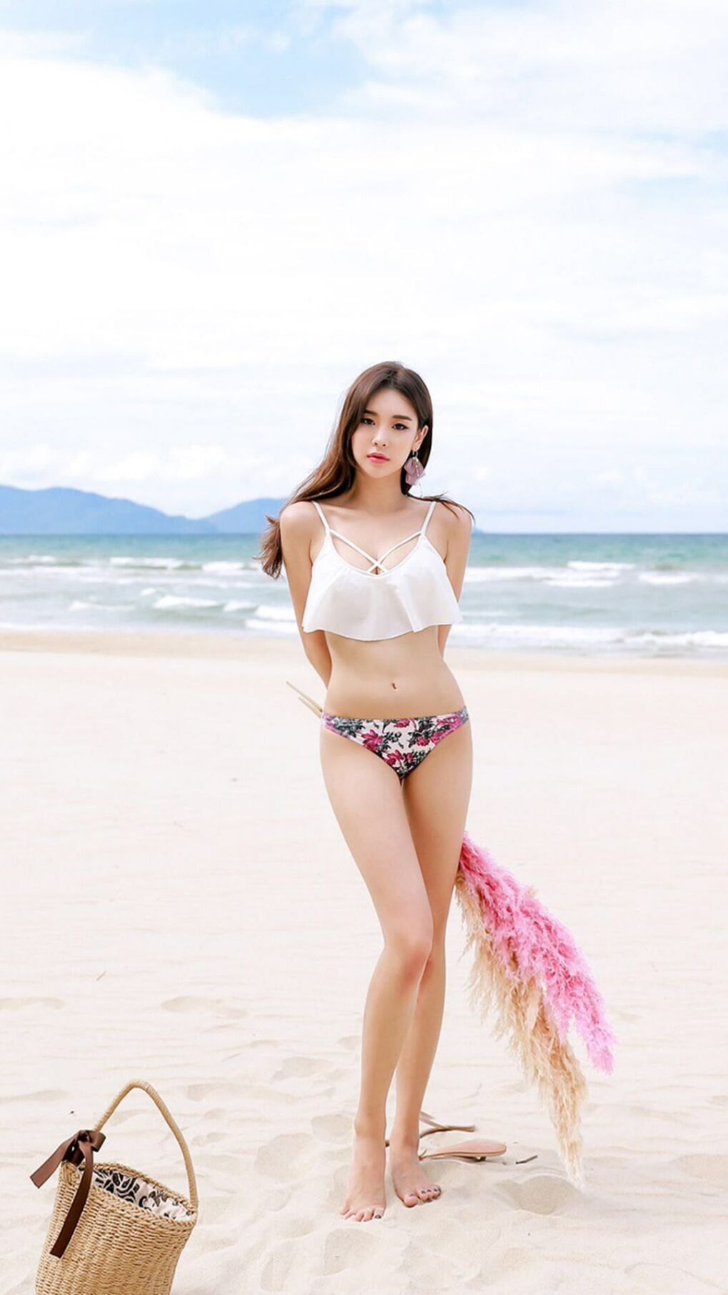 绿茵场上的激情双响，贝林厄姆爆发引领风潮，南非硬仗取胜哥斯达黎加