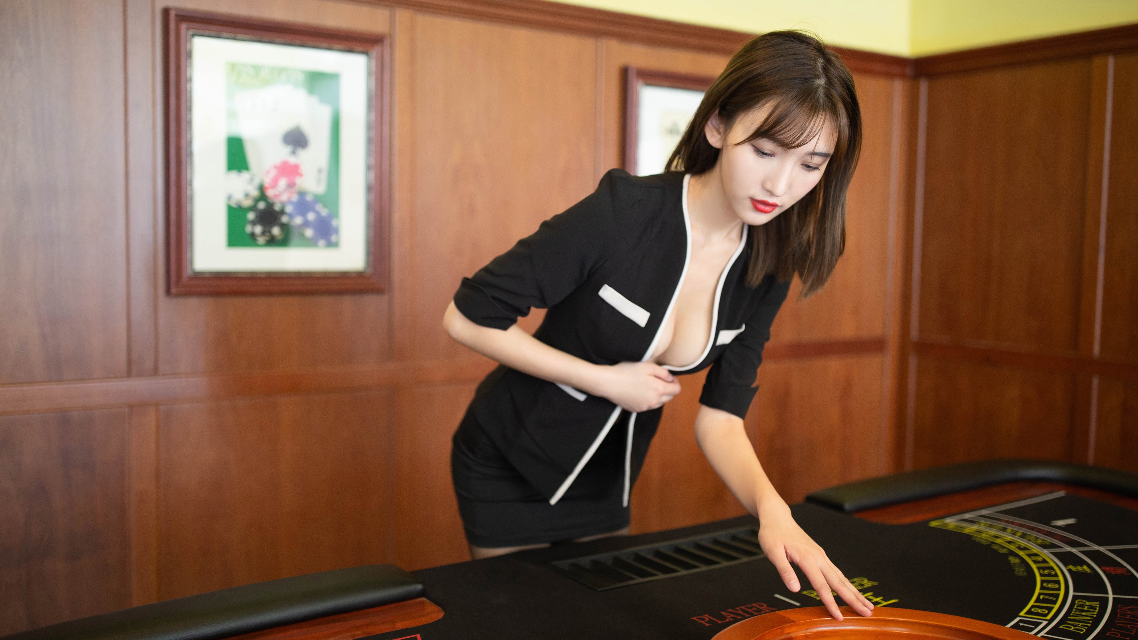 双重奏响胜利的号角,骑士铁蹄踏破洛城,利拉德欧冠赛场化身接管者