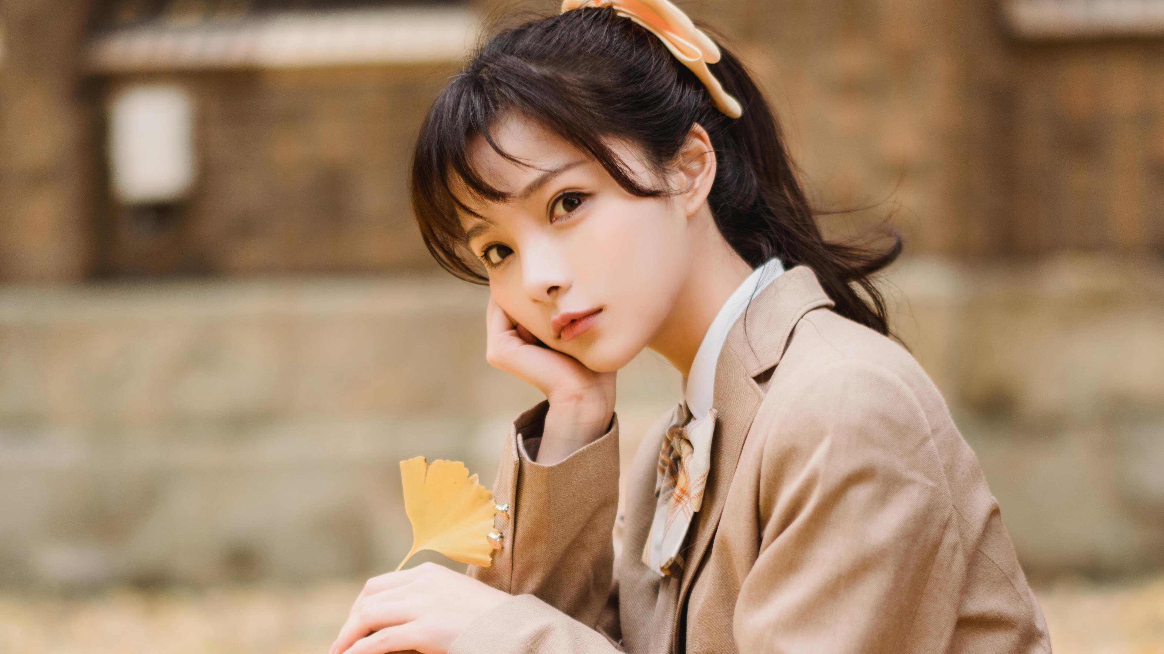 开云体育官方网站-双线告捷，森林狼关键战突围太阳，锡安F1揭幕战上演速度传奇